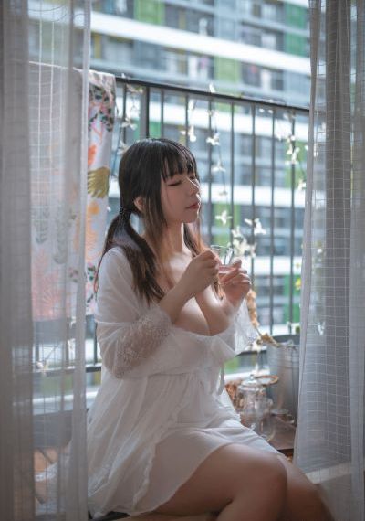 教师情事在线观看_韩国电影在线