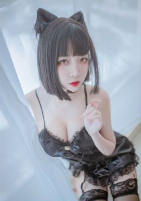 两男吮着她的花蒂尿的拍摄地点_电视剧完整版在线观看